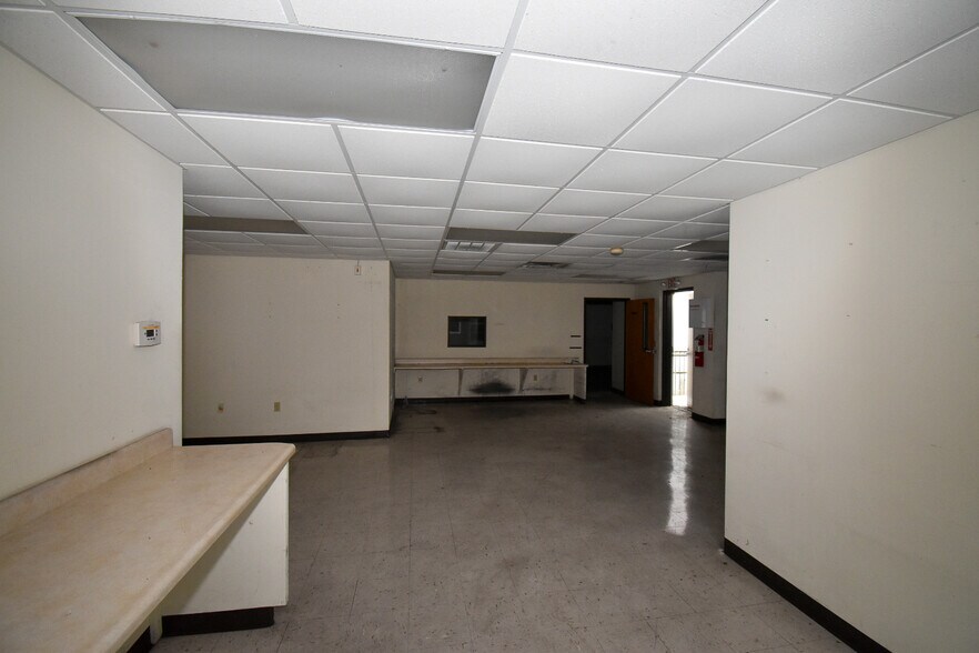 More Photos Of 7260 Ky Route 114, Prestonsburg Warehouse For Sale
