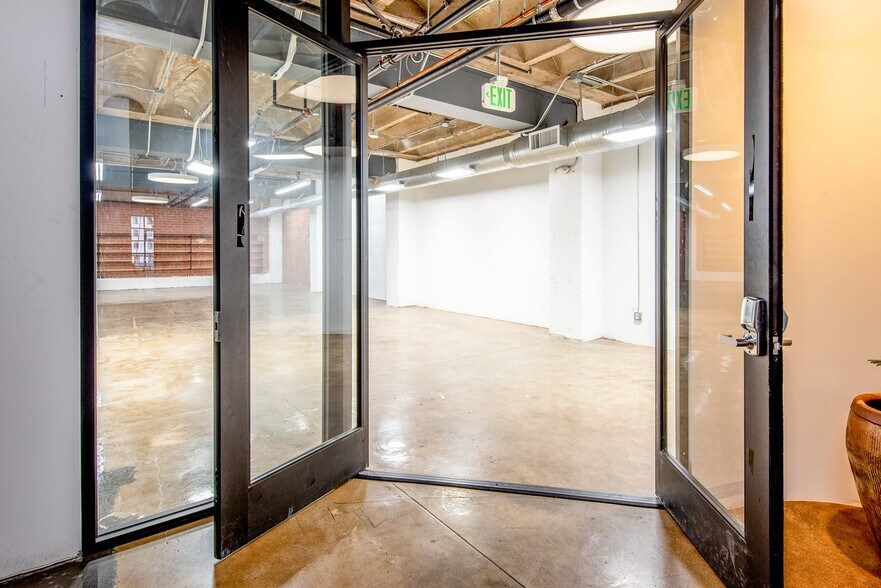 More Photos Of 731 S Broadway, Los Angeles Office For Lease