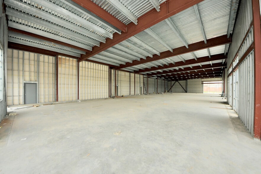 More Photos Of 440 Crown Garden Trail, Sugar Land Freestanding For Lease