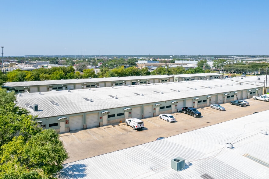 More Photos Of 9705 Burnet Rd, Austin Unknown For Lease