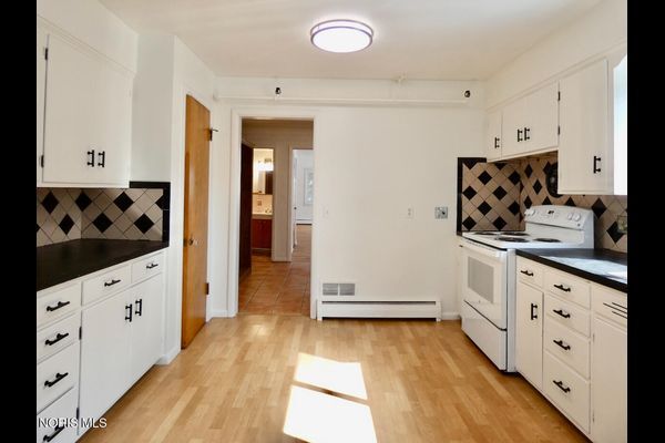 More Photos Of 2055 Tremainsville Rd, Toledo Apartments For Sale