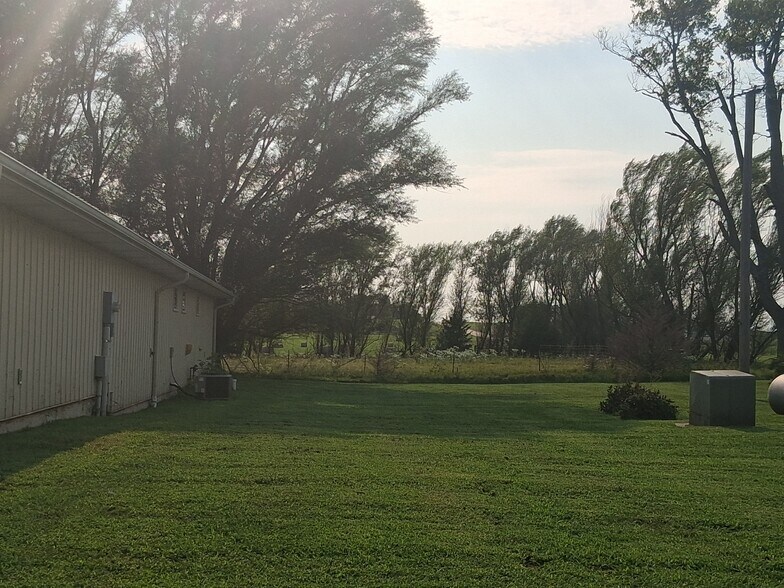 More Photos Of 6841 E US Highway 56, Overbrook Land For Sale