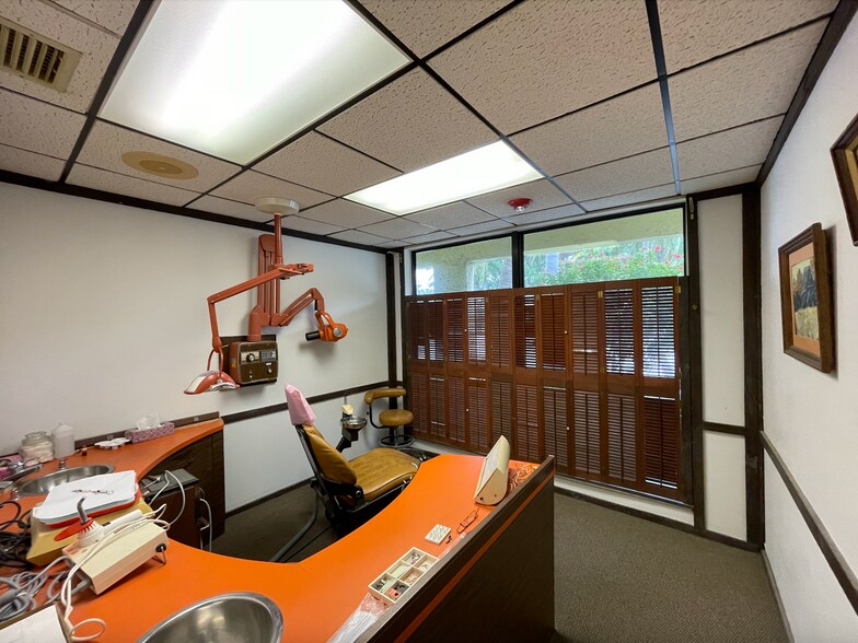 More Photos Of 1500 E Hillsboro Blvd, Deerfield Beach Medical For Sale