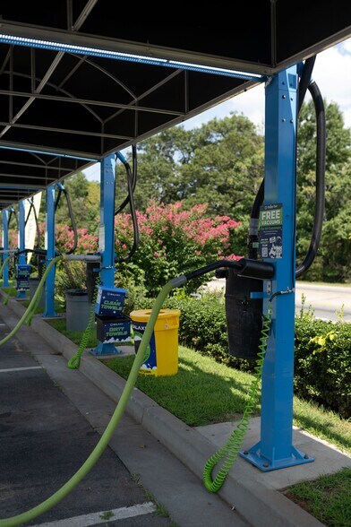 More Photos Of 590 Highway 155 S, McDonough Carwash For Sale