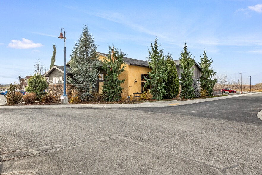 More Photos Of 7998 Vialago Pkwy, Zillah Specialty For Sale