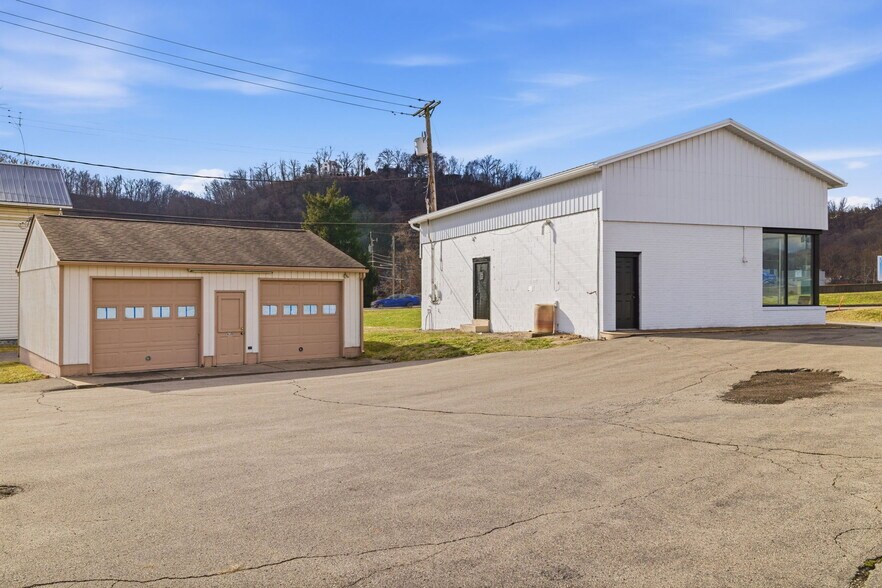 More Photos Of 400 5th Ave, New Brighton Auto Repair For Sale