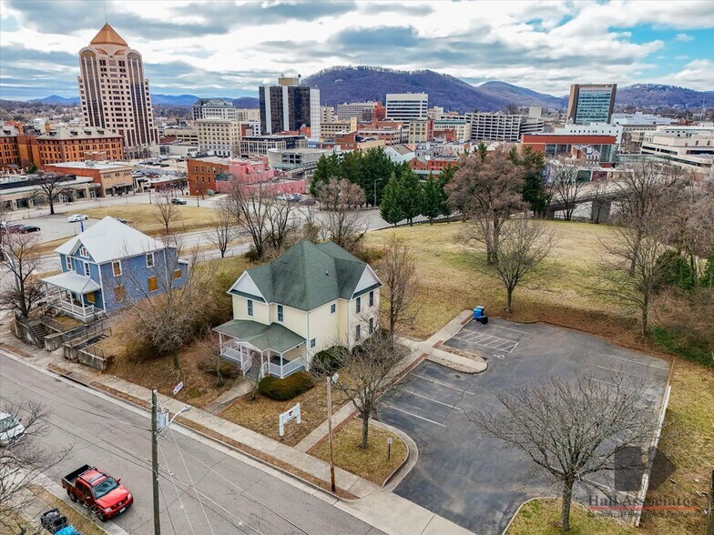 More Photos Of 124 Wells Ave NW, Roanoke Office Residential For Sale
