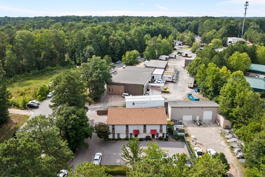 More Photos Of 2701 Rowland Rd, Raleigh Office For Lease