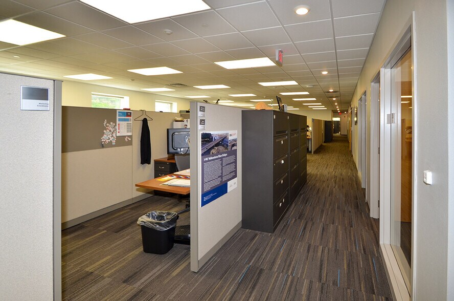 More Photos Of 970 S 29th St W, Billings Office For Sale