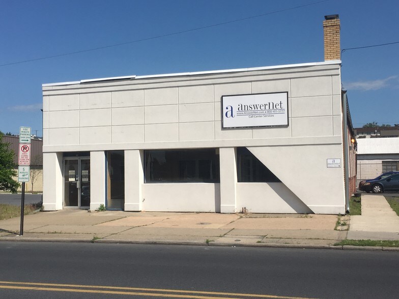 More Photos Of 1729 W Tilghman St, Allentown Storefront Retail Office For Lease