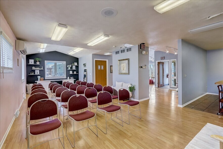 More Photos Of 111-113 Depot, Johnson Creek Medical For Sale