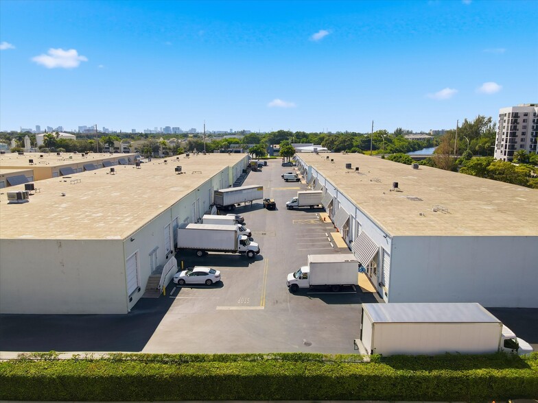 More Photos Of 1200-1340 Stirling Rd, Dania Beach Unknown For Lease