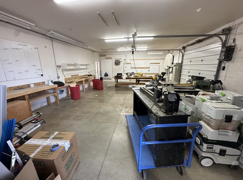 More Photos Of 4314 N Star Blvd, Great Falls Warehouse For Lease
