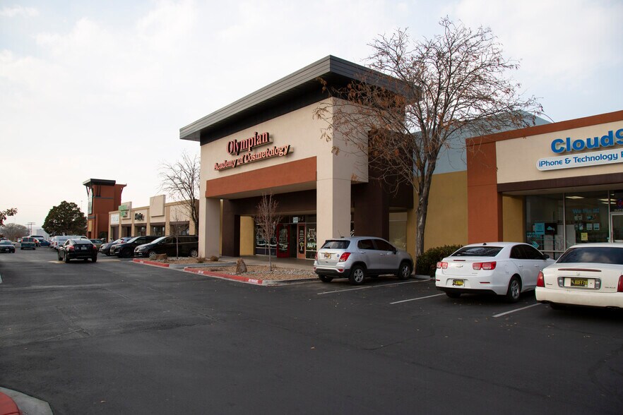 More Photos Of 6300 San Mateo Blvd NE, Albuquerque Unknown For Lease