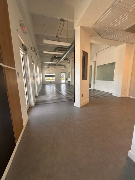 More Photos Of 400 E Hallandale Beach Blvd, Hallandale Beach Medical For Lease