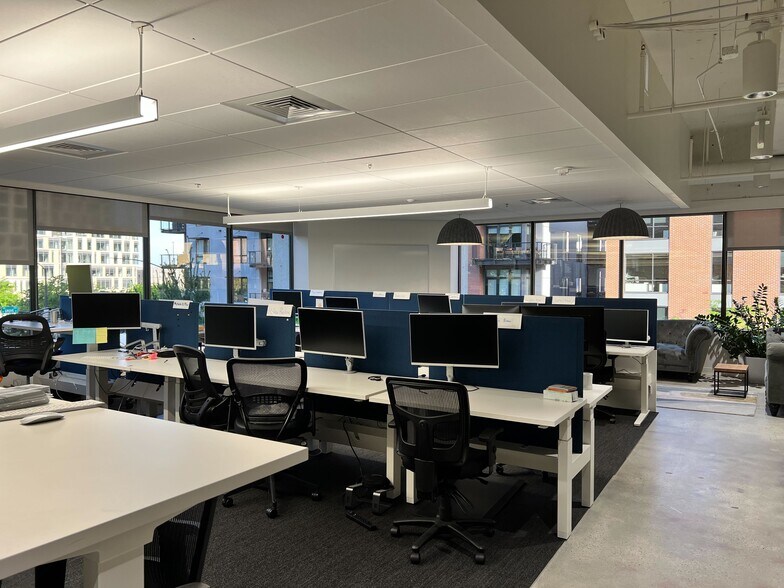 More Photos Of 999 W Main, Boise Coworking Space