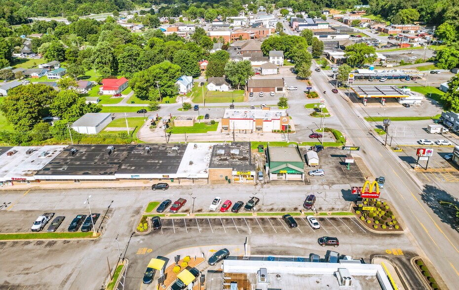 More Photos Of 303 W Main St, Waverly General Retail For Sale