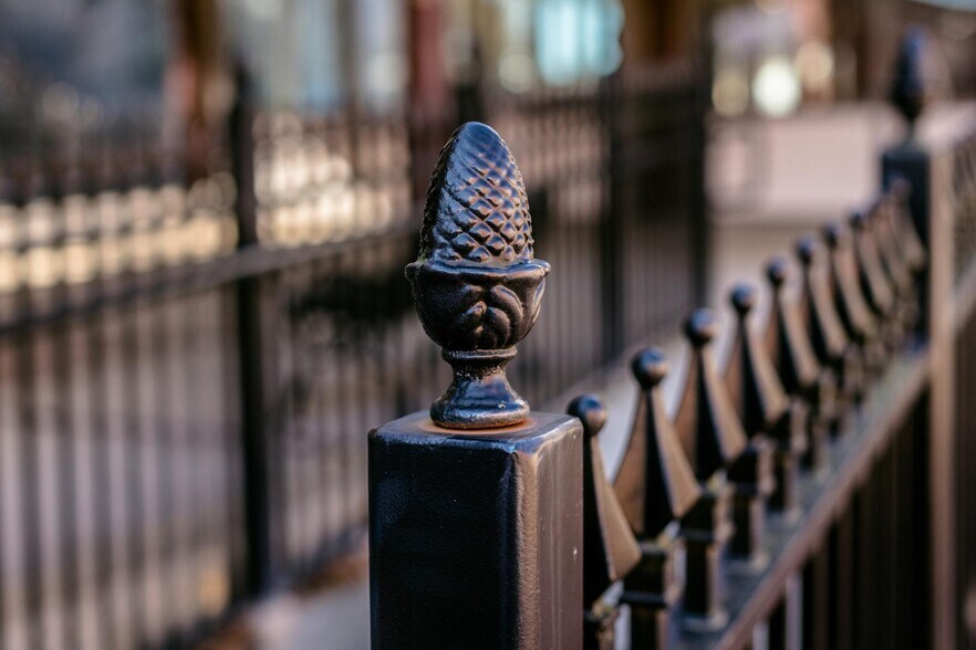 More Photos Of 12 Middlebrook Ave, Staunton Restaurant For Lease