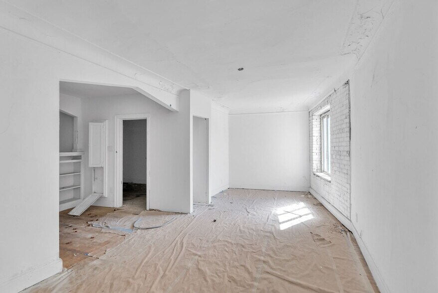 More Photos Of 15523 Mack Ave, Detroit Apartments For Sale