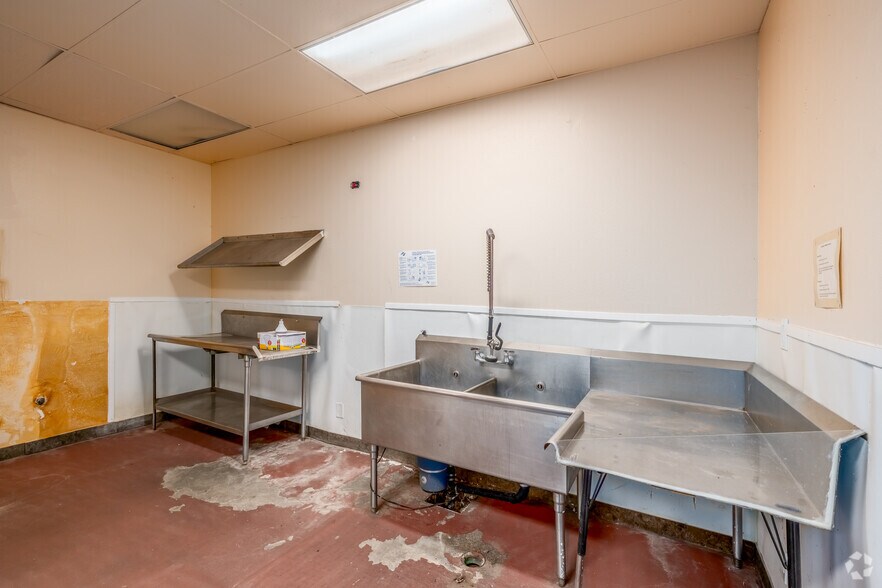 More Photos Of 4528 Pacific Ave SE, Lacey Daycare Center For Lease