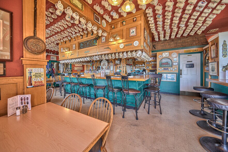 More Photos Of 223 Reindollar Ave, Marina Office For Lease