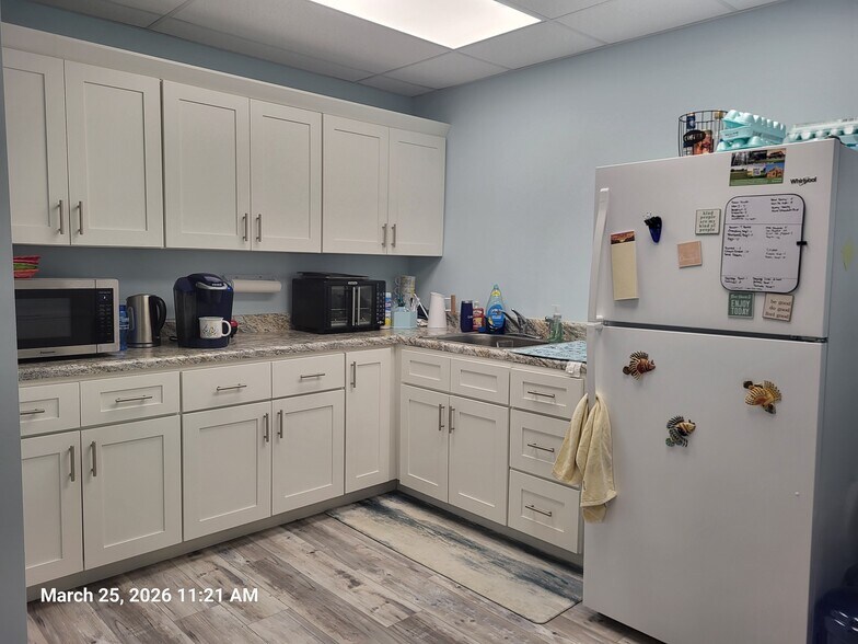 More Photos Of 4442 Lafayette St, Marianna Office For Sale