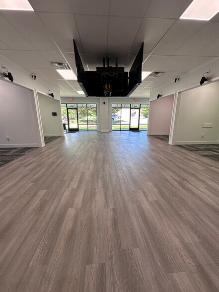 More Photos Of 4396 Lamkin Dr, Evans Freestanding For Lease