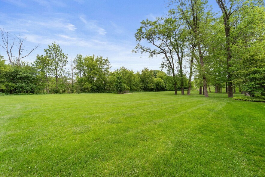 More Photos Of 8223 N Port Washington Rd, Fox Point Religious Facility For Lease