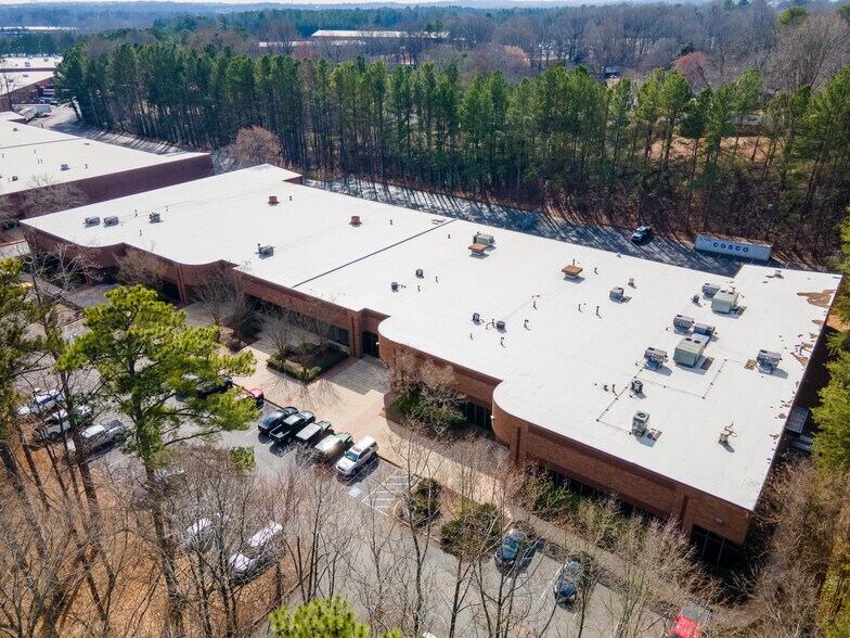 More Photos Of 1841 W Oak Pky, Marietta Warehouse For Lease