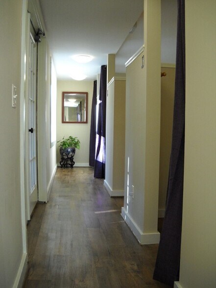 More Photos Of 444 S Beech Mountain Pky, Banner Elk Office For Sale