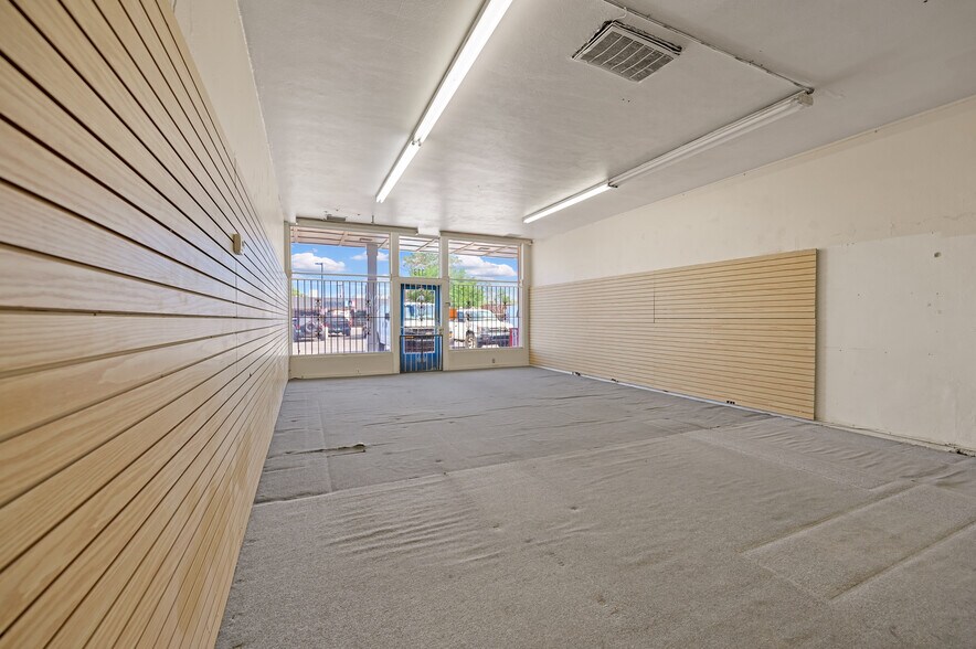 More Photos Of 1005 S St Francis Rd, Santa Fe General Retail For Sale