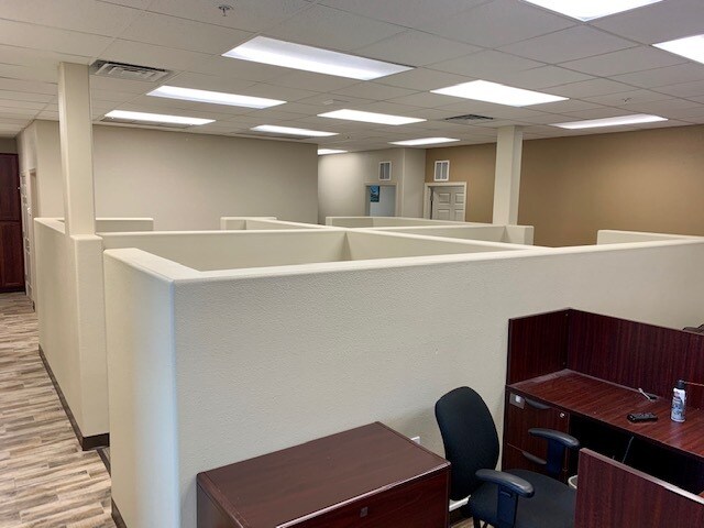 More Photos Of 60 Acoma Blvd S, Lake Havasu City Medical For Lease