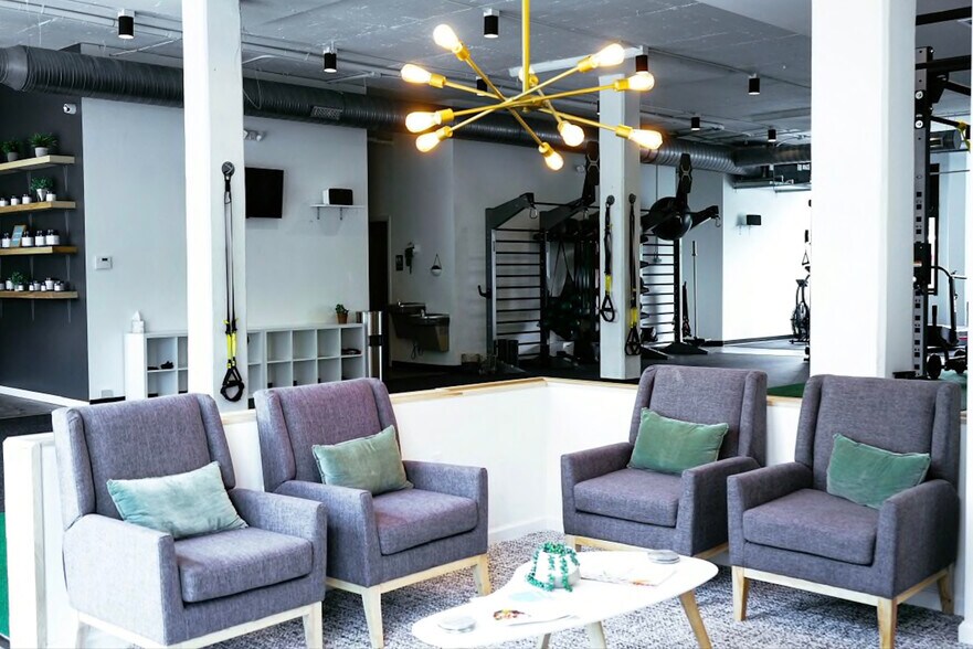 More Photos Of 1465 Howell Mill Rd NW, Atlanta General Retail For Lease