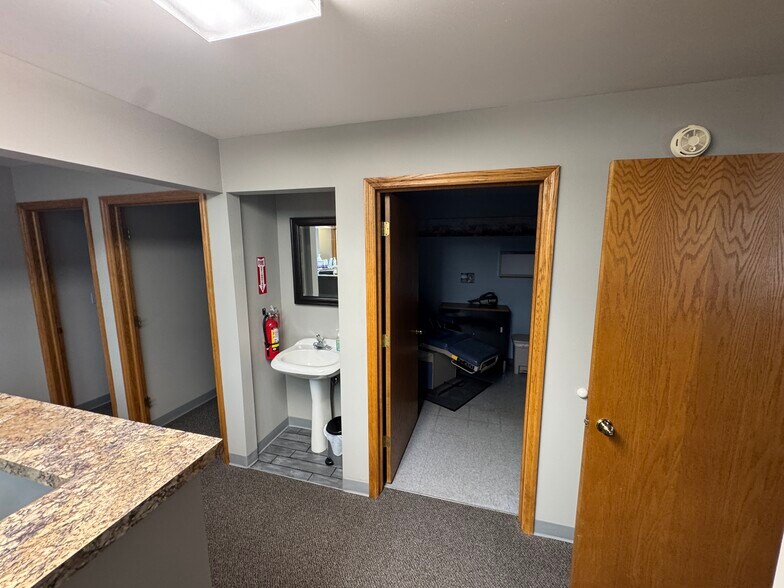 More Photos Of 669 Baldwin St, Jenison Office Residential For Sale