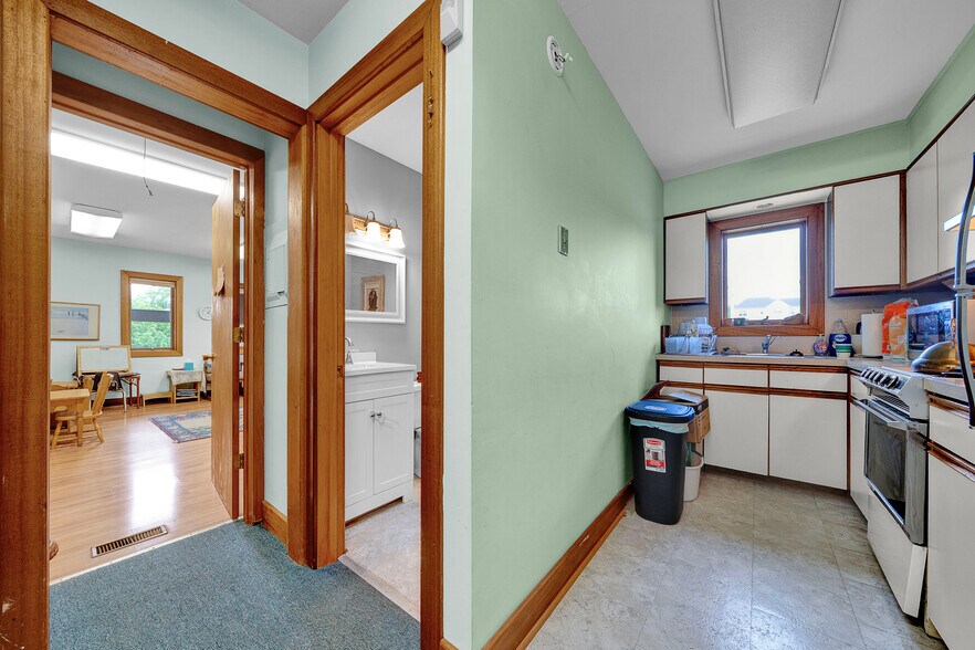 More Photos Of 188 W Ridge Pike, Royersford Schools For Sale