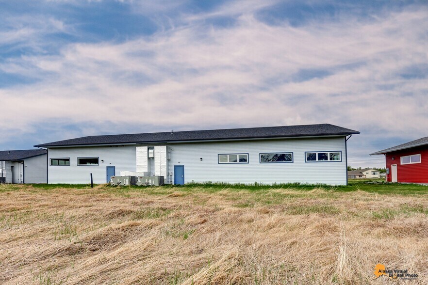 More Photos Of 1075 S Inner Springer Loop, Palmer Industrial For Sale