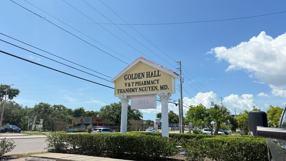 More Photos Of 5051 66th St N, Saint Petersburg Office For Sale