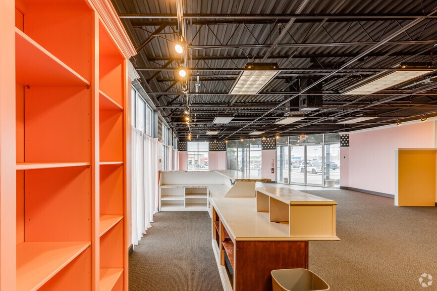 Photo of 1st Floor Ste 3224-148