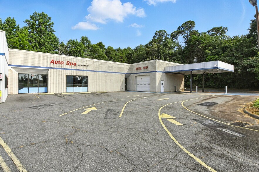 More Photos Of 2931 N Center St, Hickory Carwash For Sale