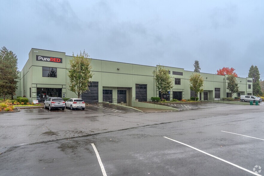More Photos Of 16745 SE Kens Ct, Milwaukie Warehouse For Lease