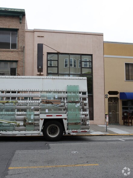 More Photos Of 1616-1618 Pacific Ave, San Francisco Office Residential For Lease