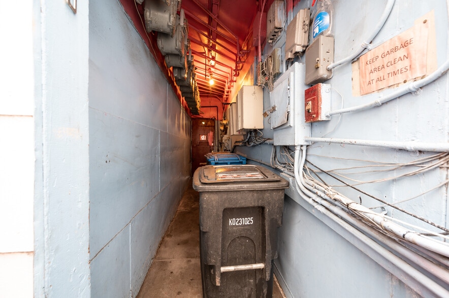 More Photos Of 480-484 6th St, San Francisco Apartments For Sale