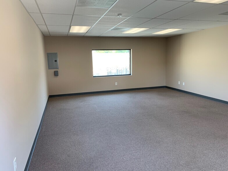 More Photos Of 21450 Golden Springs Dr, Walnut Office For Lease