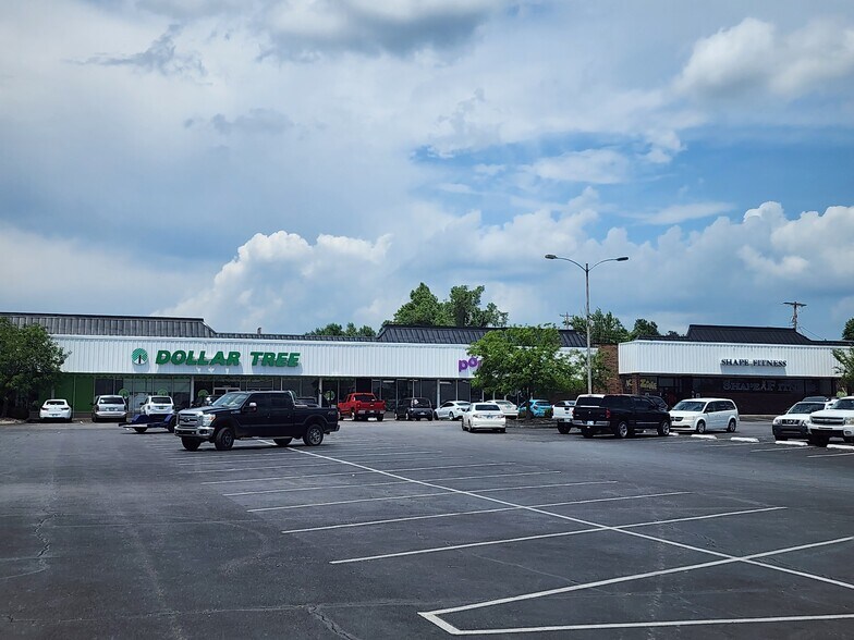 More Photos Of 14407 NE 23rd St, Choctaw Unknown For Lease