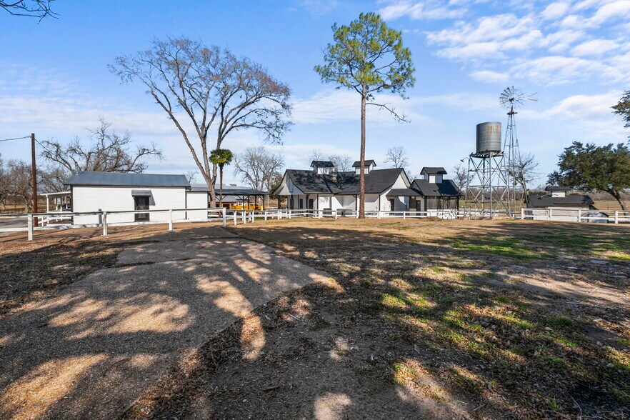 More Photos Of 9903 FM 2759 Rd, Richmond Specialty For Sale