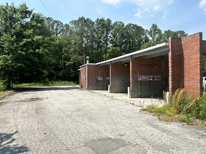 More Photos Of 314 US Highway 64 W, Plymouth Carwash For Sale