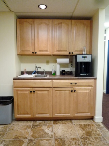 More Photos Of 1 Campbell Plz, Saint Louis Office For Lease