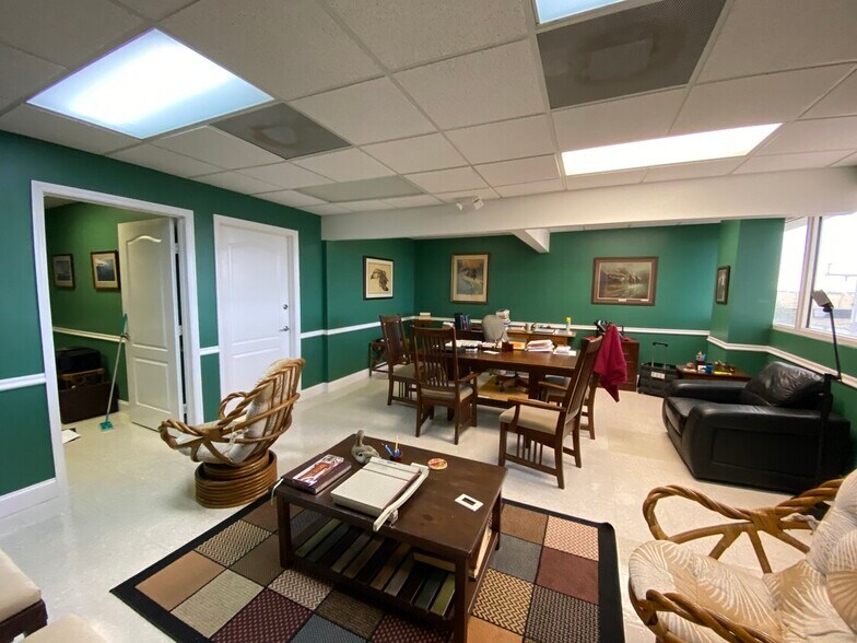 More Photos Of 1111 12th St, Key West Medical For Lease