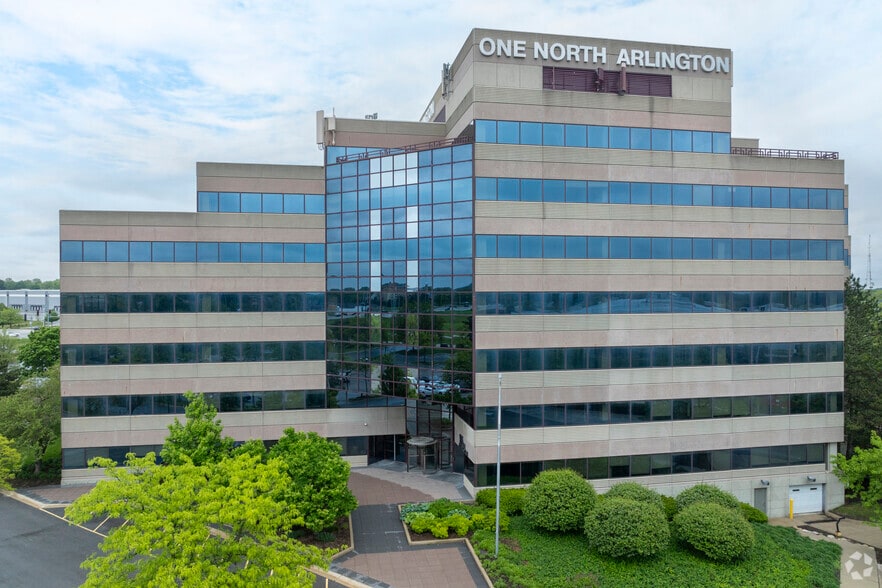 Primary Photo Of 1500 W Shure Dr, Arlington Heights Office For Sale
