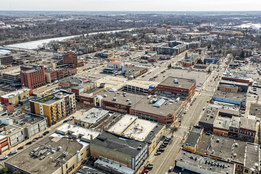 More Photos Of 600-660 W Saint Germain St, Saint Cloud Freestanding For Sale